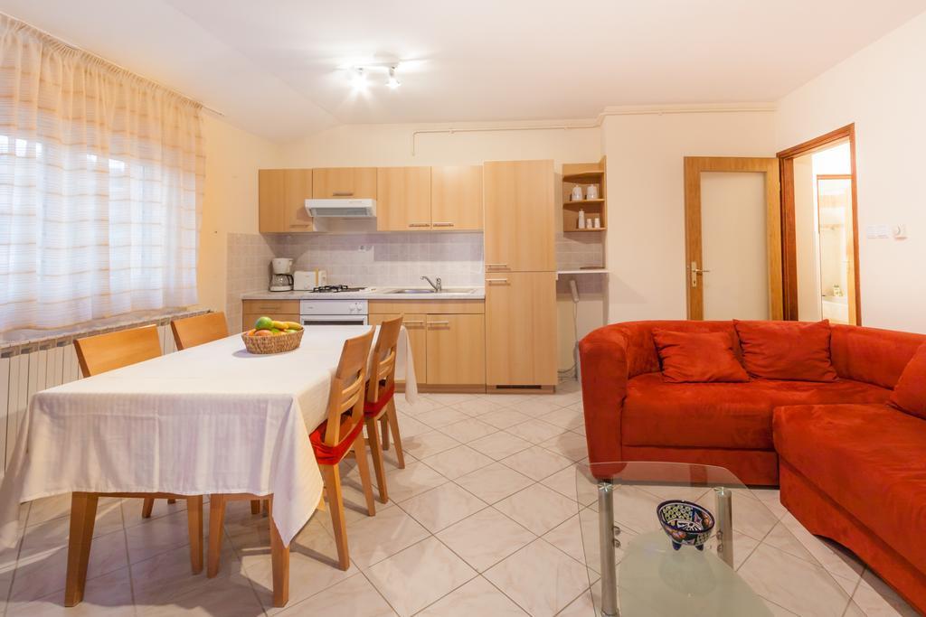 Apartment Aldo Pula Chambre photo