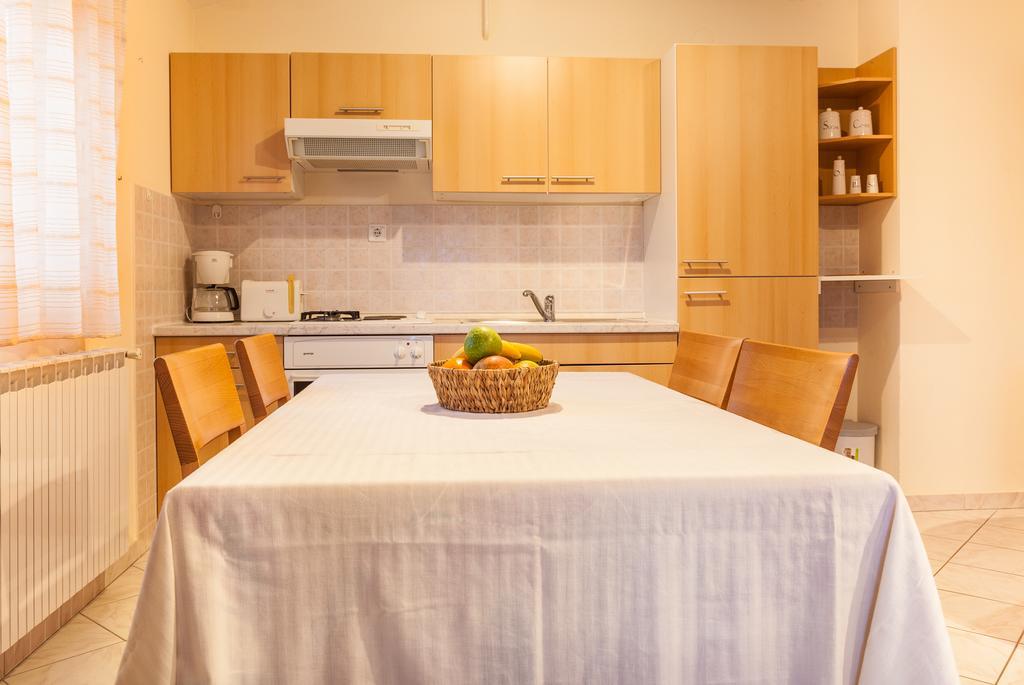 Apartment Aldo Pula Chambre photo