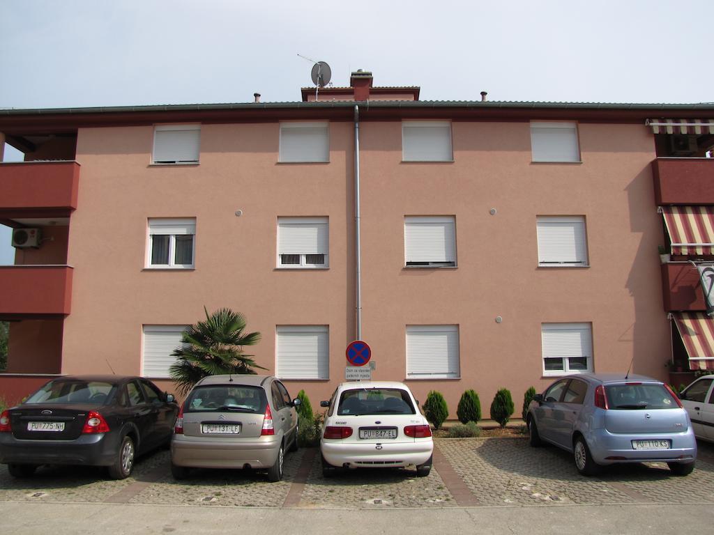 Apartment Aldo Pula Chambre photo